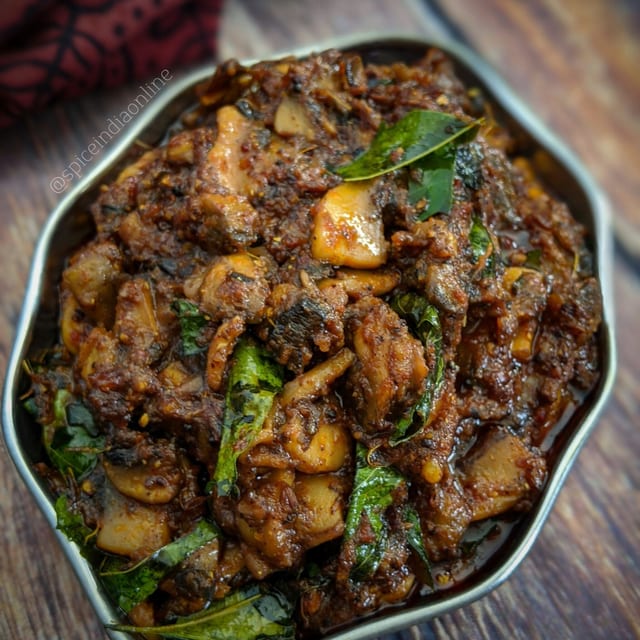 Karaikudi Mushroom Vathakkal.