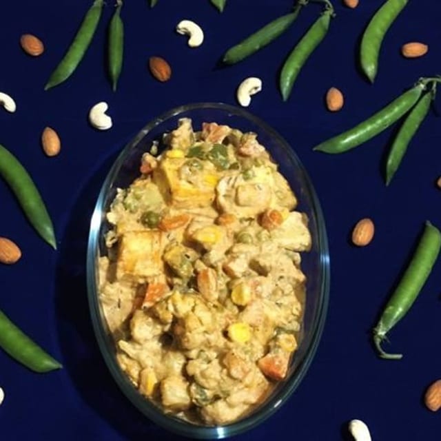 Navratan Kurma.
